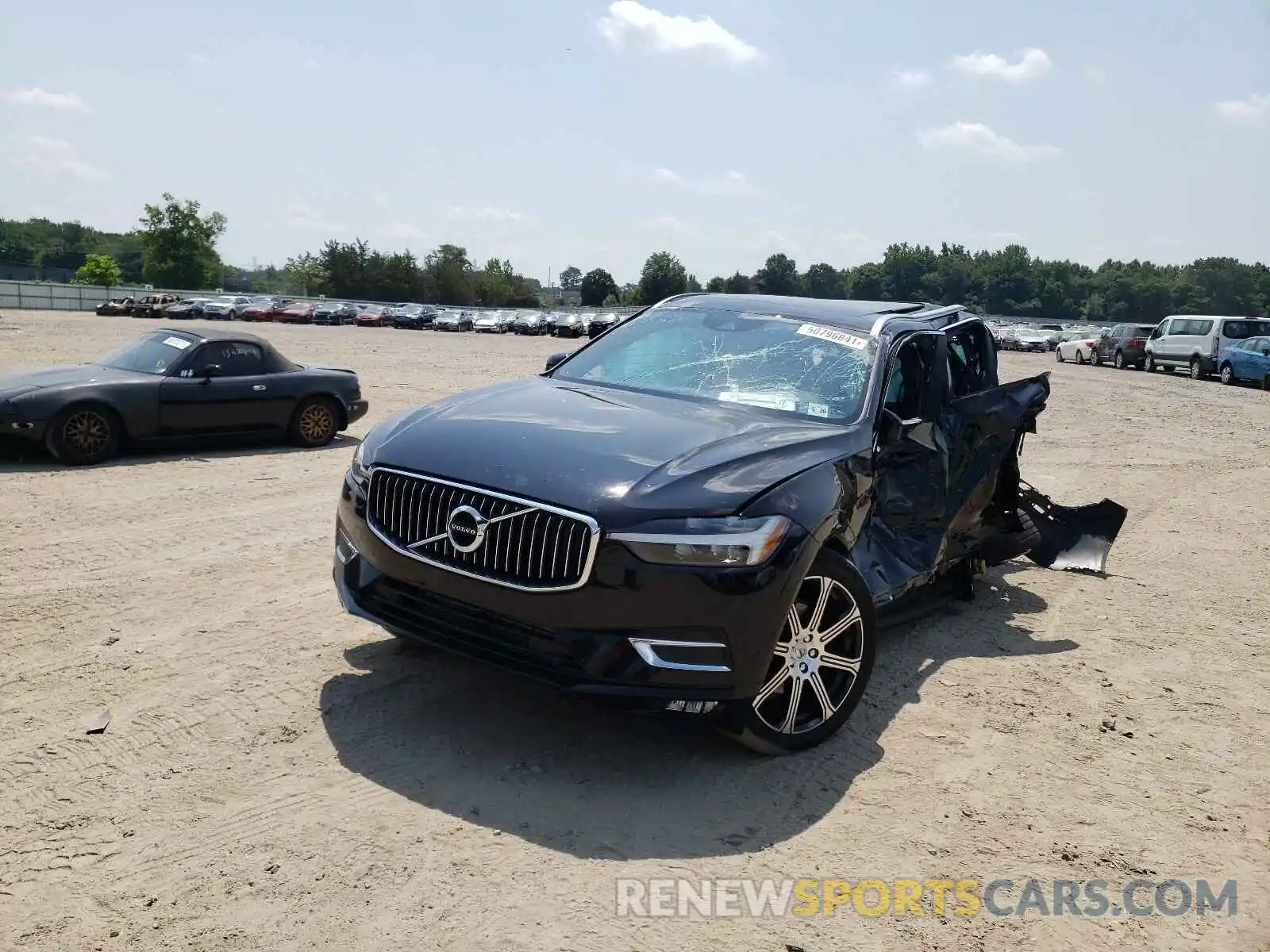 2 Photograph of a damaged car YV4102RL5M1835232 VOLVO XC60 2021