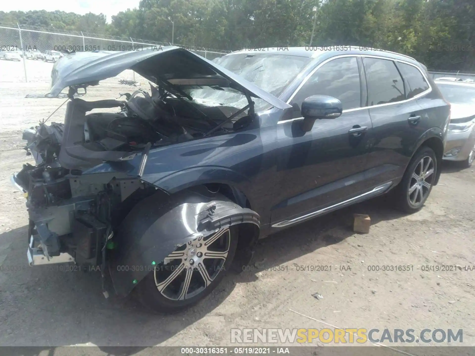 2 Photograph of a damaged car YV4102RL6M1710787 VOLVO XC60 2021