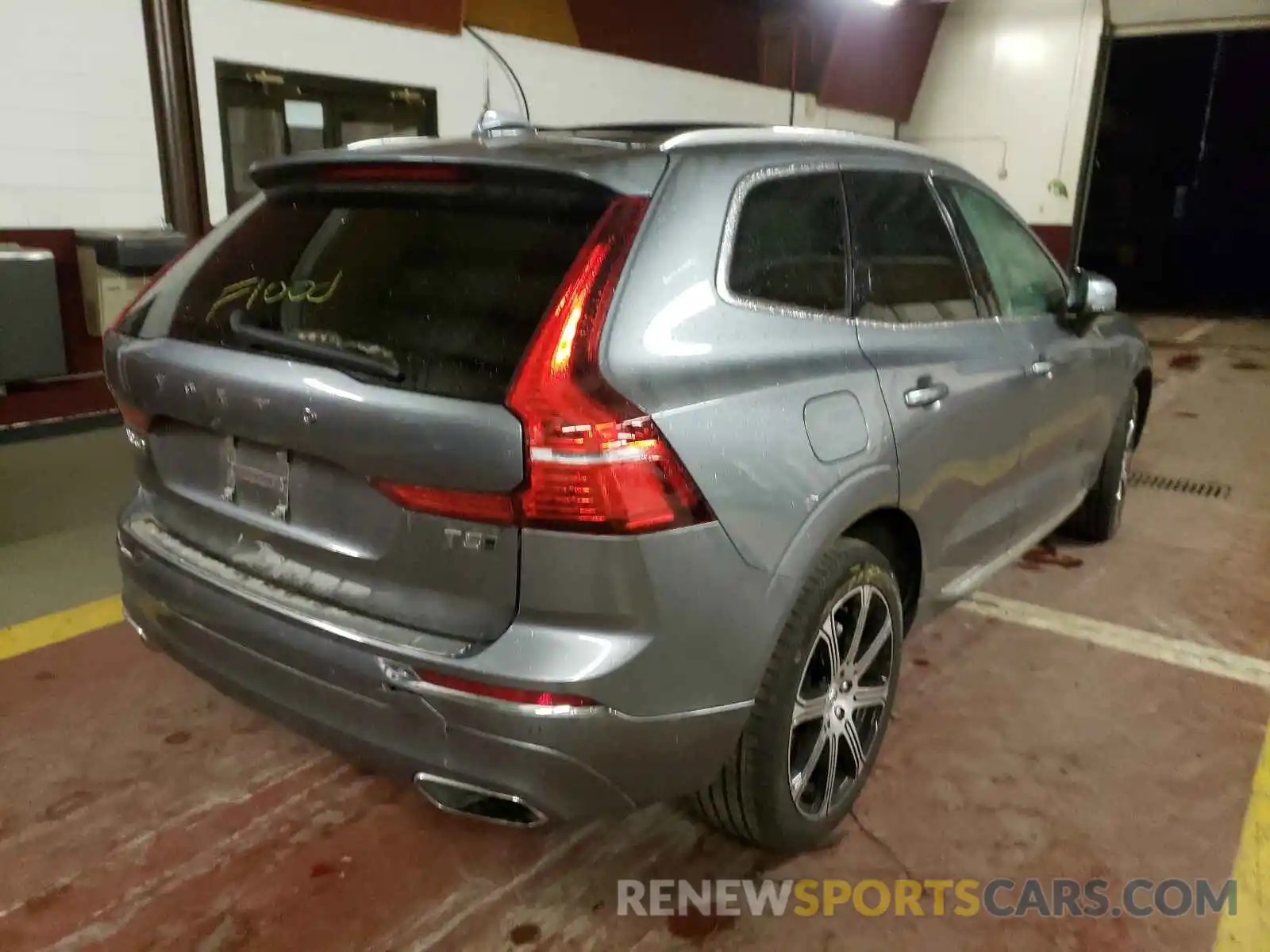 4 Photograph of a damaged car YV4102RL7M1750036 VOLVO XC60 2021