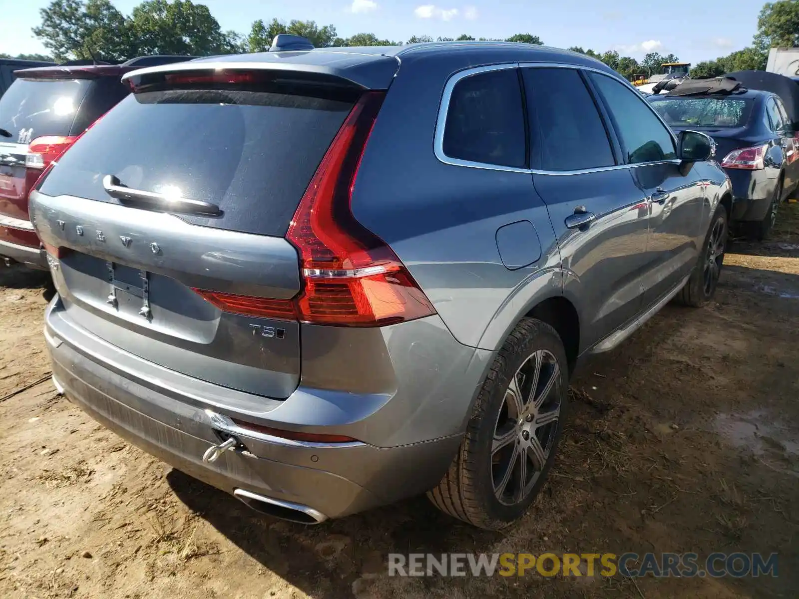 4 Photograph of a damaged car YV4102RL7M1763580 VOLVO XC60 2021