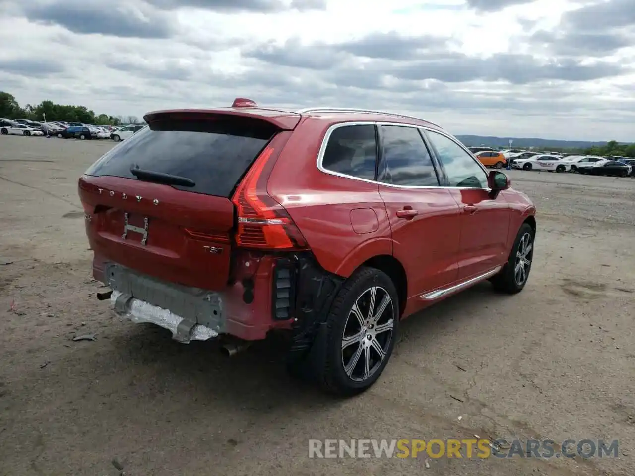 4 Photograph of a damaged car YV4102RL7M1786924 VOLVO XC60 2021