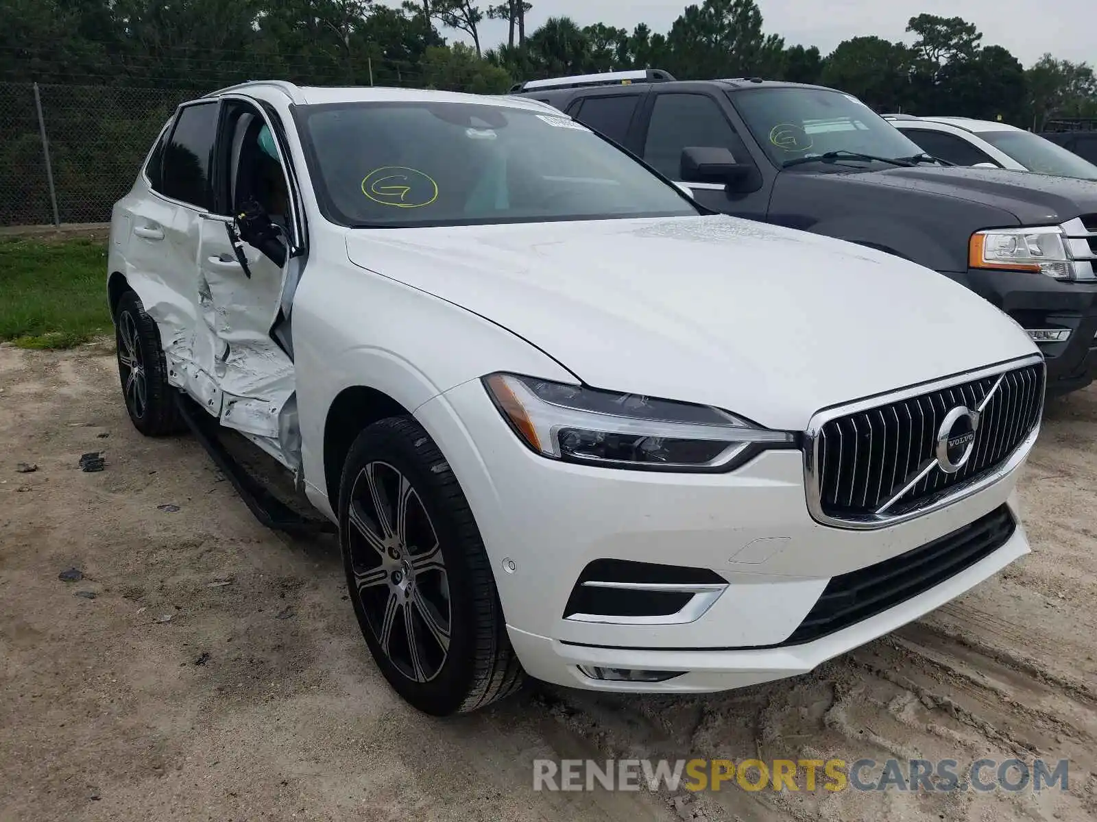 1 Photograph of a damaged car YV4102RL8M1721855 VOLVO XC60 2021