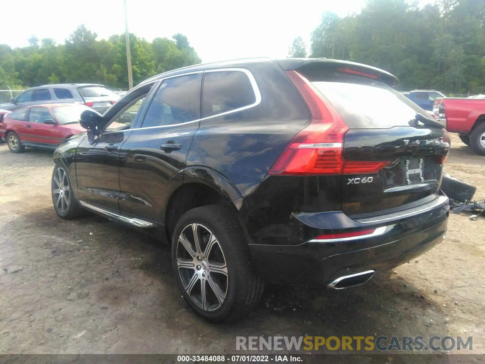 3 Photograph of a damaged car YV4102RL8M1727350 VOLVO XC60 2021