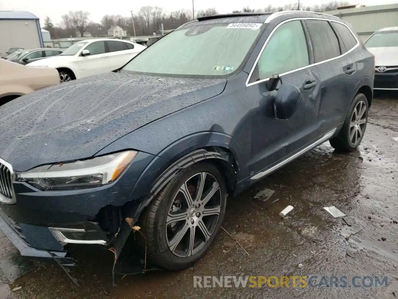 9 Photograph of a damaged car YV4102RL9M1836982 VOLVO XC60 2021