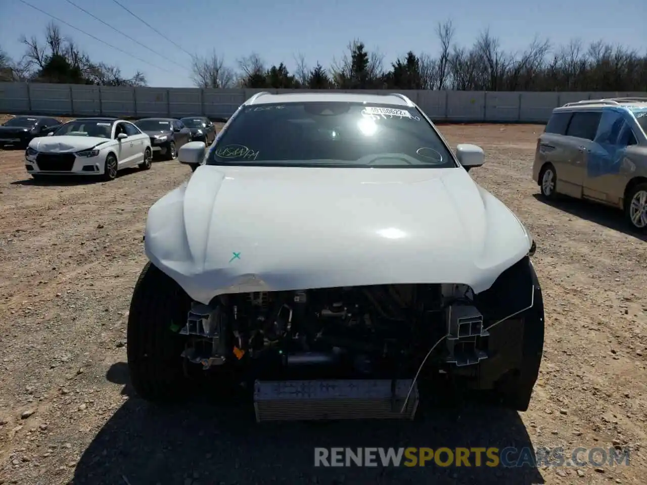 9 Photograph of a damaged car YV4102RL9M1875376 VOLVO XC60 2021