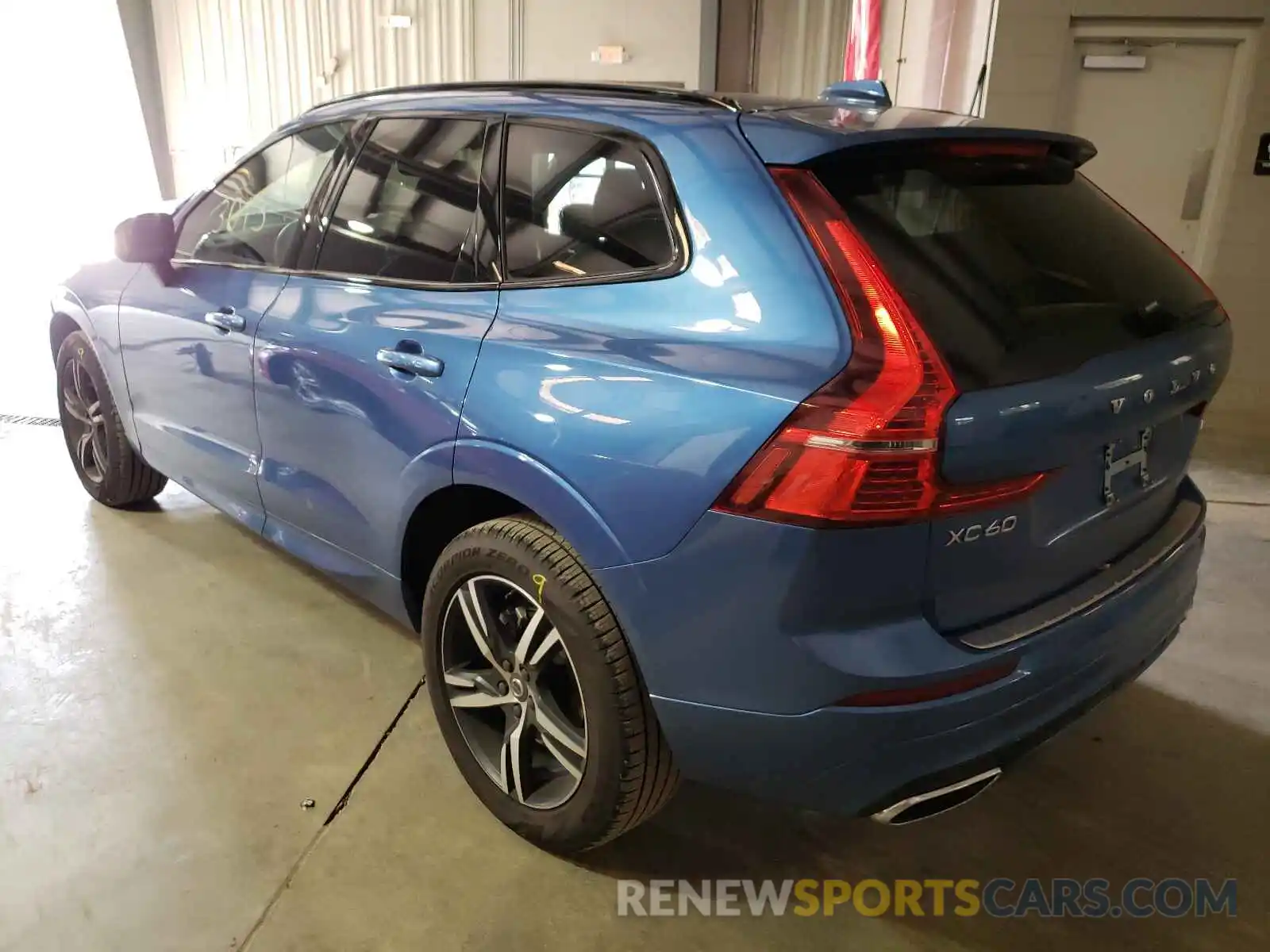 3 Photograph of a damaged car YV4102RM8M1824489 VOLVO XC60 2021