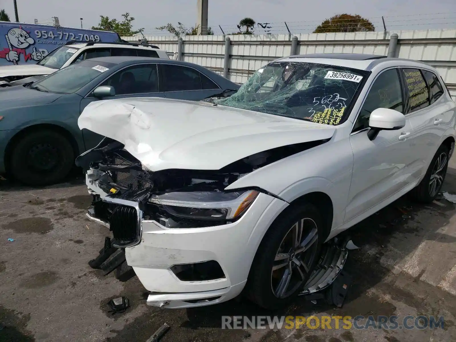 2 Photograph of a damaged car YV4A22RK1M1765682 VOLVO XC60 2021