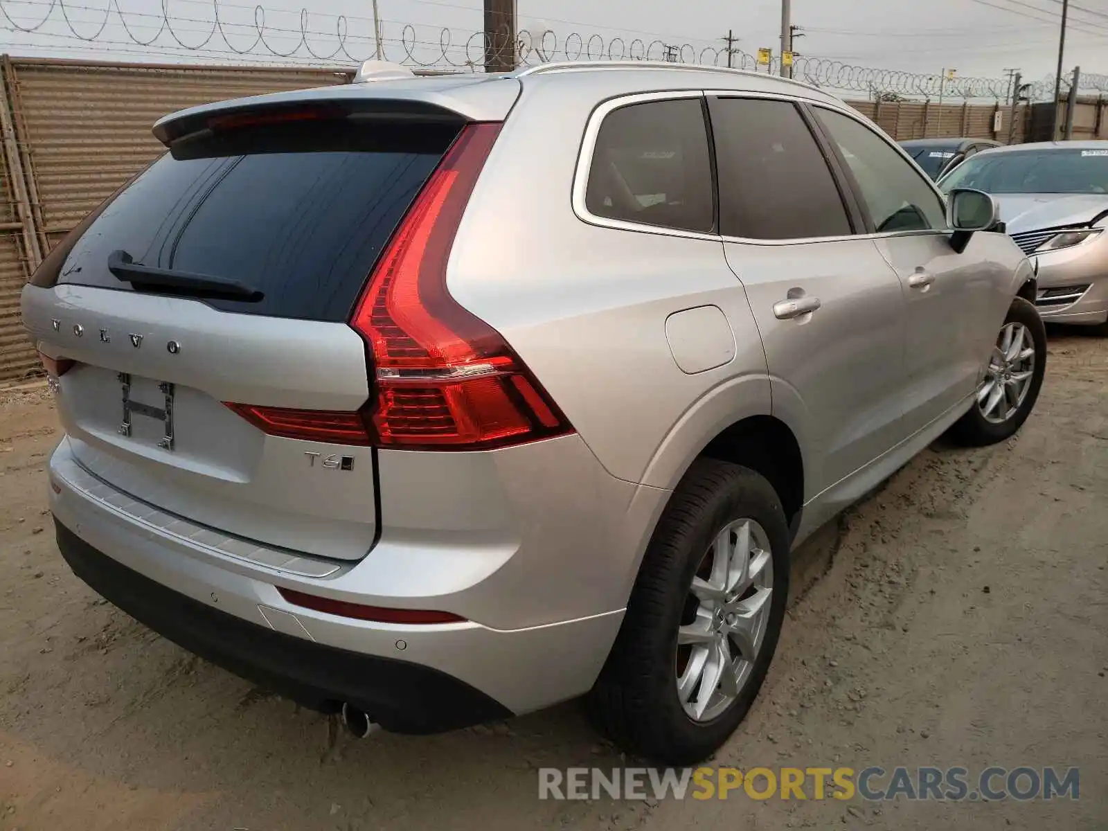 4 Photograph of a damaged car YV4A22RK2M1777260 VOLVO XC60 2021