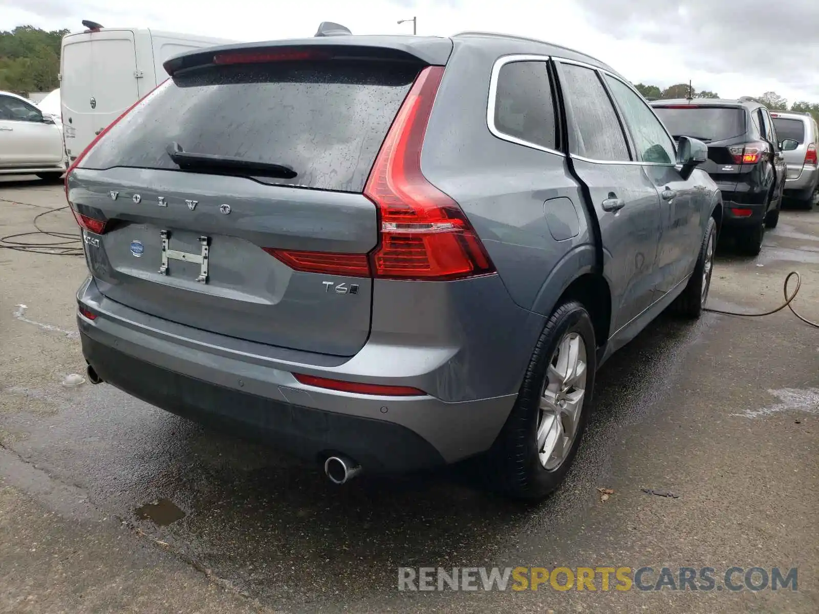 4 Photograph of a damaged car YV4A22RK4M1747645 VOLVO XC60 2021