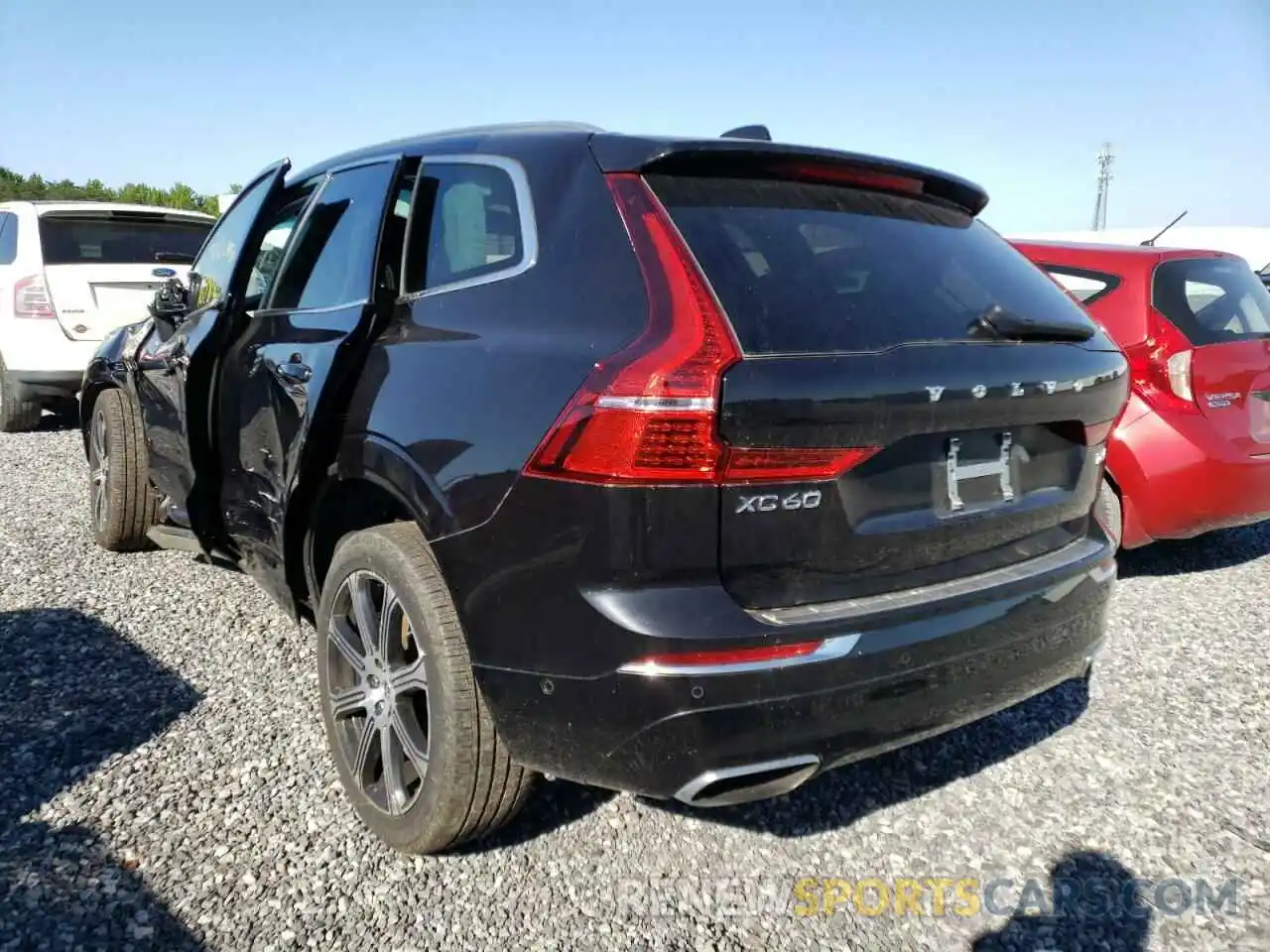 3 Photograph of a damaged car YV4A22RL0M1803685 VOLVO XC60 2021