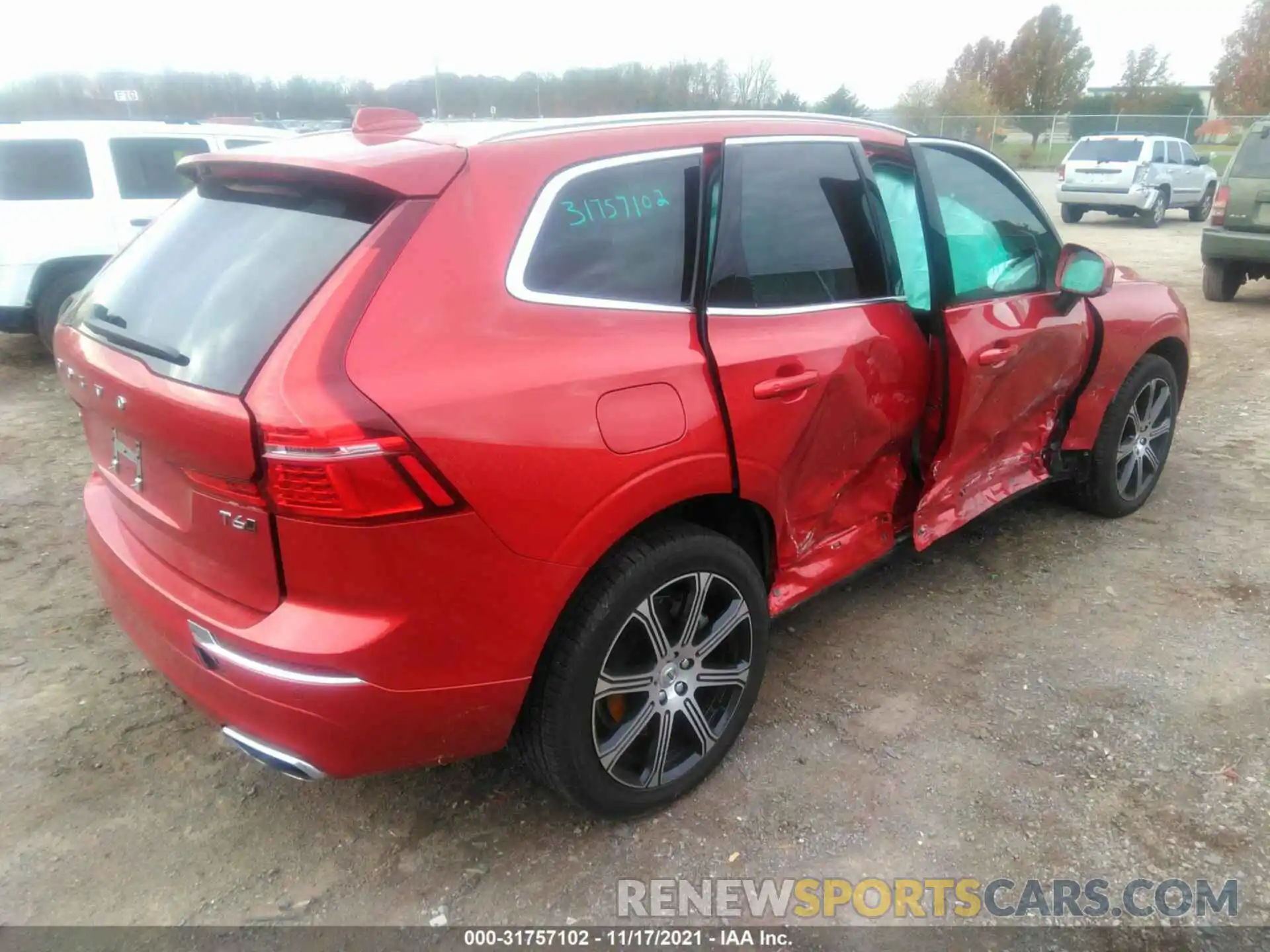 4 Photograph of a damaged car YV4A22RL3M1742512 VOLVO XC60 2021