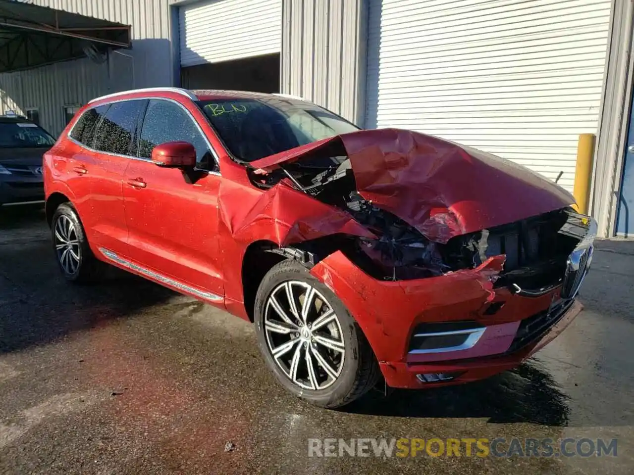 1 Photograph of a damaged car YV4A22RL3M1768608 VOLVO XC60 2021