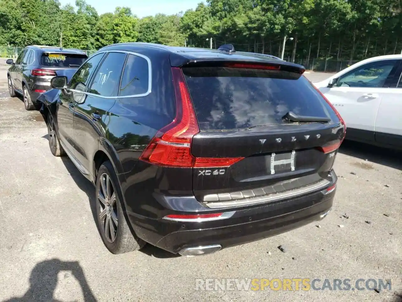 3 Photograph of a damaged car YV4A22RL5M1773888 VOLVO XC60 2021