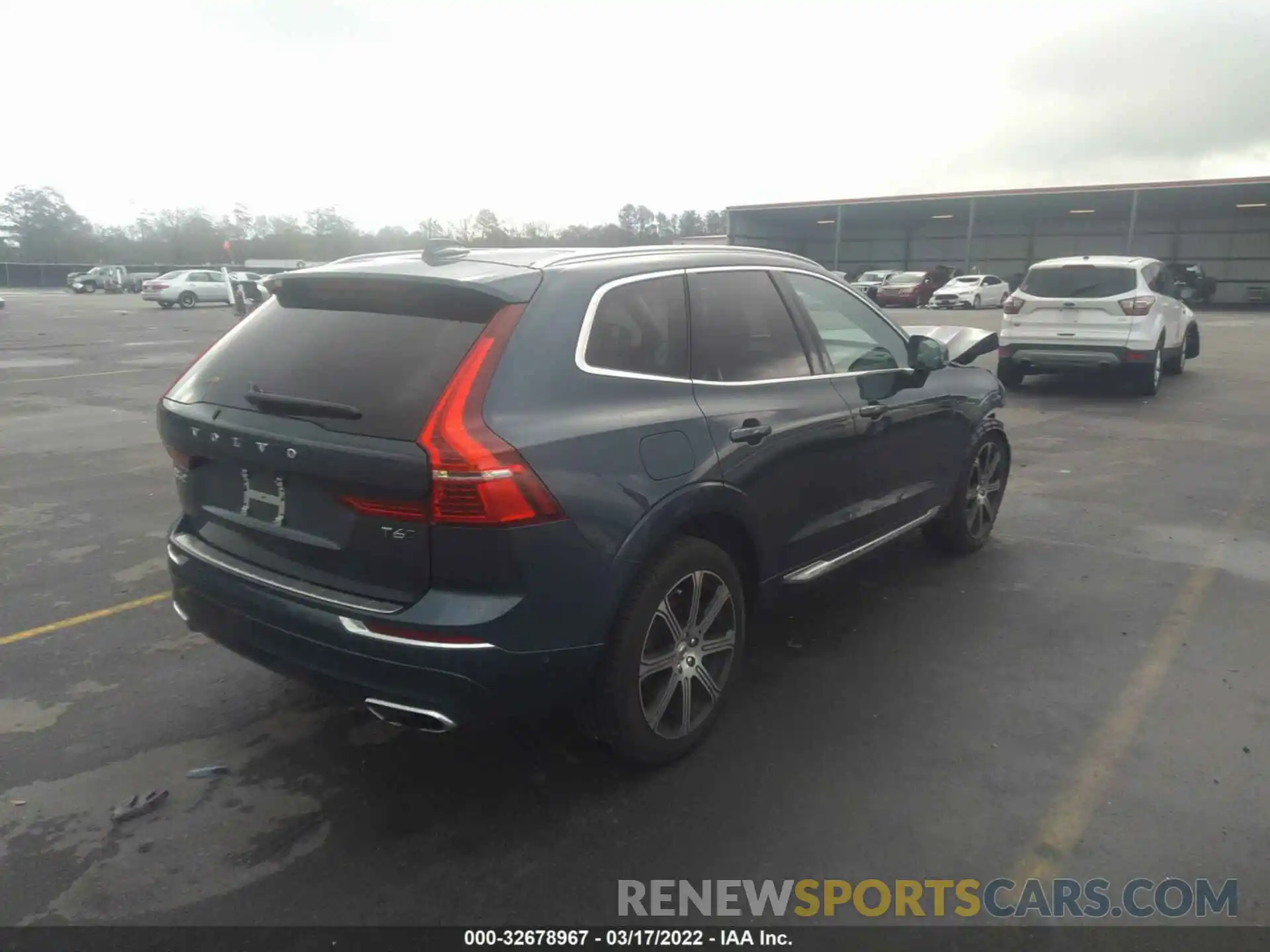 4 Photograph of a damaged car YV4A22RL6M1688896 VOLVO XC60 2021