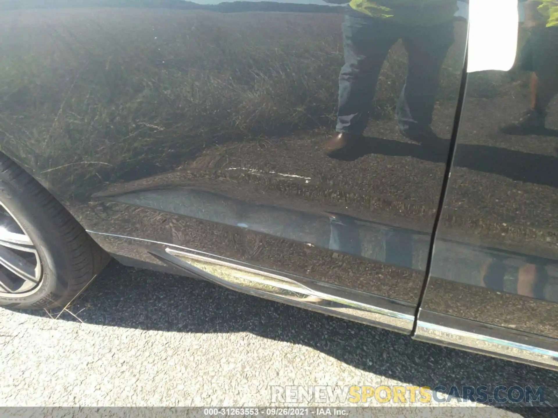 6 Photograph of a damaged car YV4A22RL7M1738348 VOLVO XC60 2021