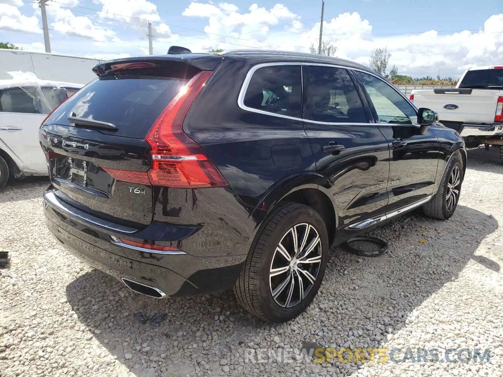 4 Photograph of a damaged car YV4A22RL8M1774131 VOLVO XC60 2021