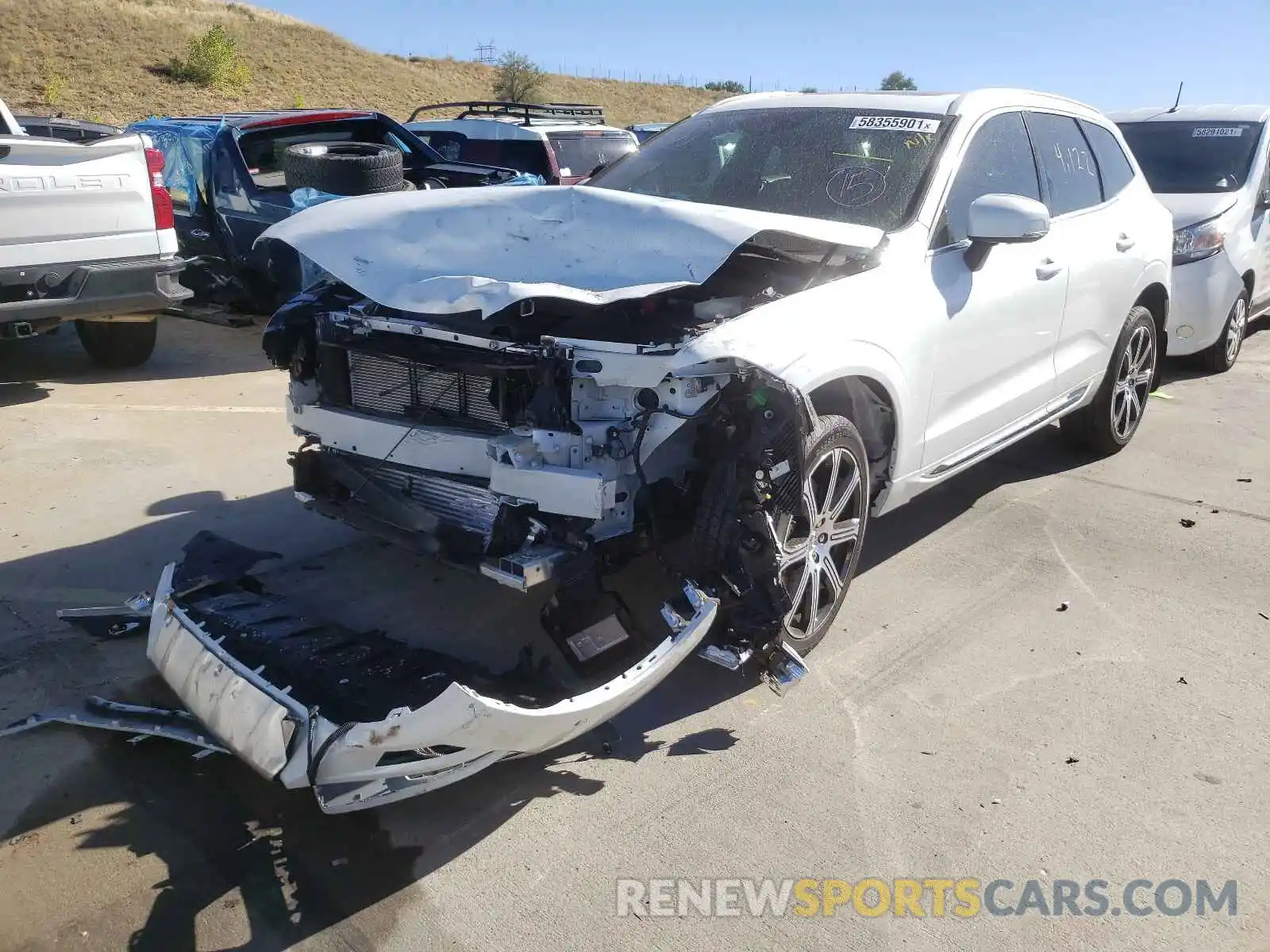 2 Photograph of a damaged car YV4A22RL9M1753062 VOLVO XC60 2021