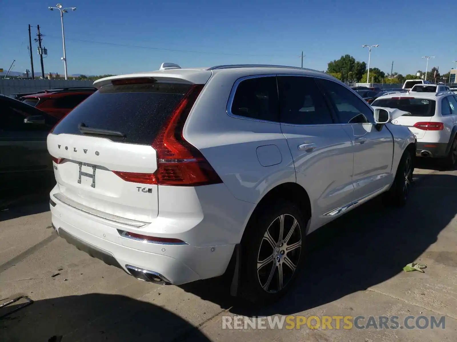 4 Photograph of a damaged car YV4A22RL9M1753062 VOLVO XC60 2021