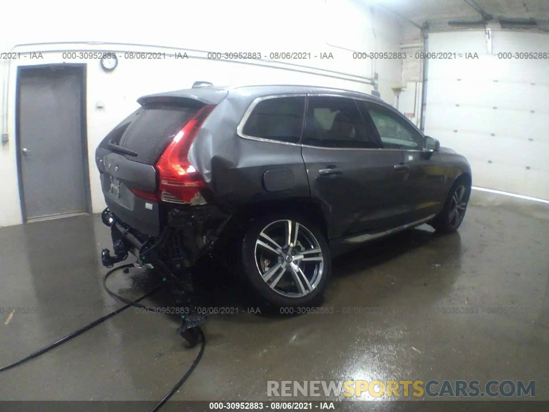 4 Photograph of a damaged car YV4BR0DK3M1699339 VOLVO XC60 2021