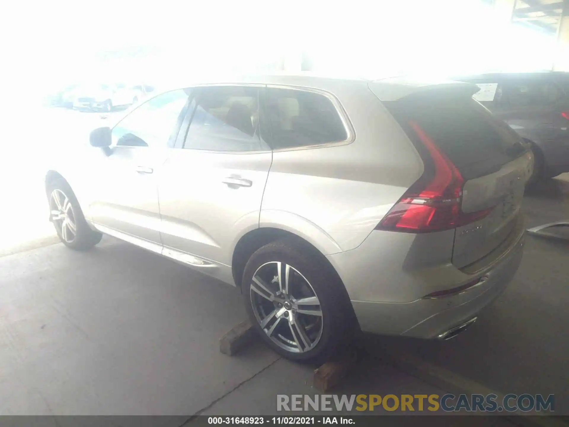 3 Photograph of a damaged car YV4BR0DK9M1856436 VOLVO XC60 2021