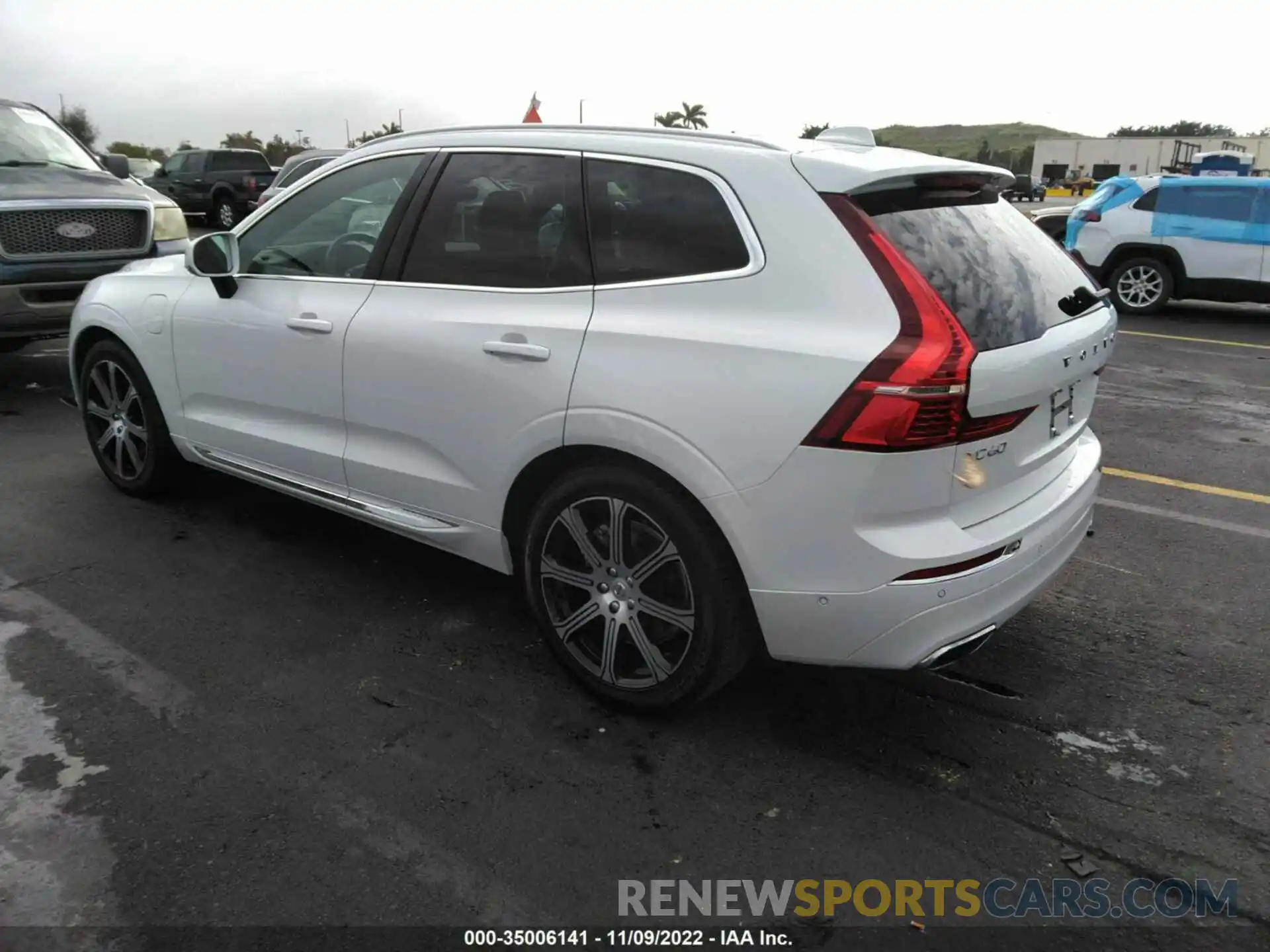 3 Photograph of a damaged car YV4BR0DL0M1728496 VOLVO XC60 2021