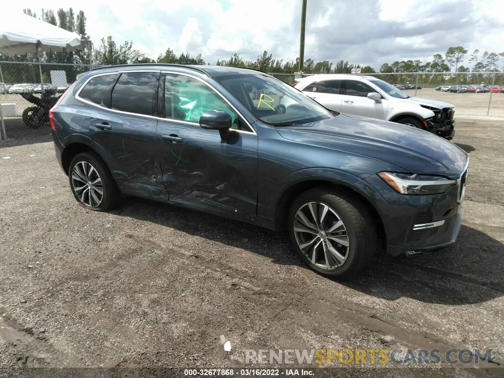 1 Photograph of a damaged car YV4L12DK5N1920898 VOLVO XC60 2022