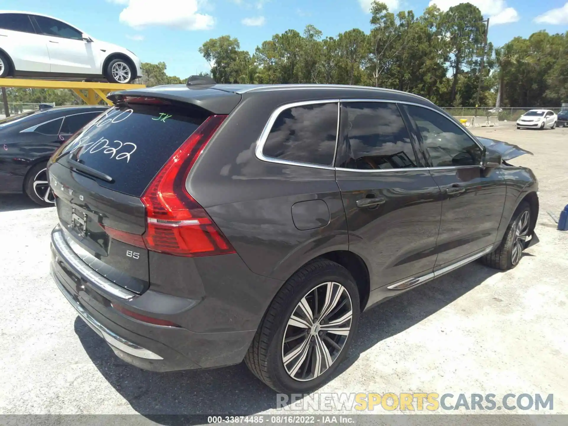 4 Photograph of a damaged car YV4L12DL0N1986560 VOLVO XC60 2022