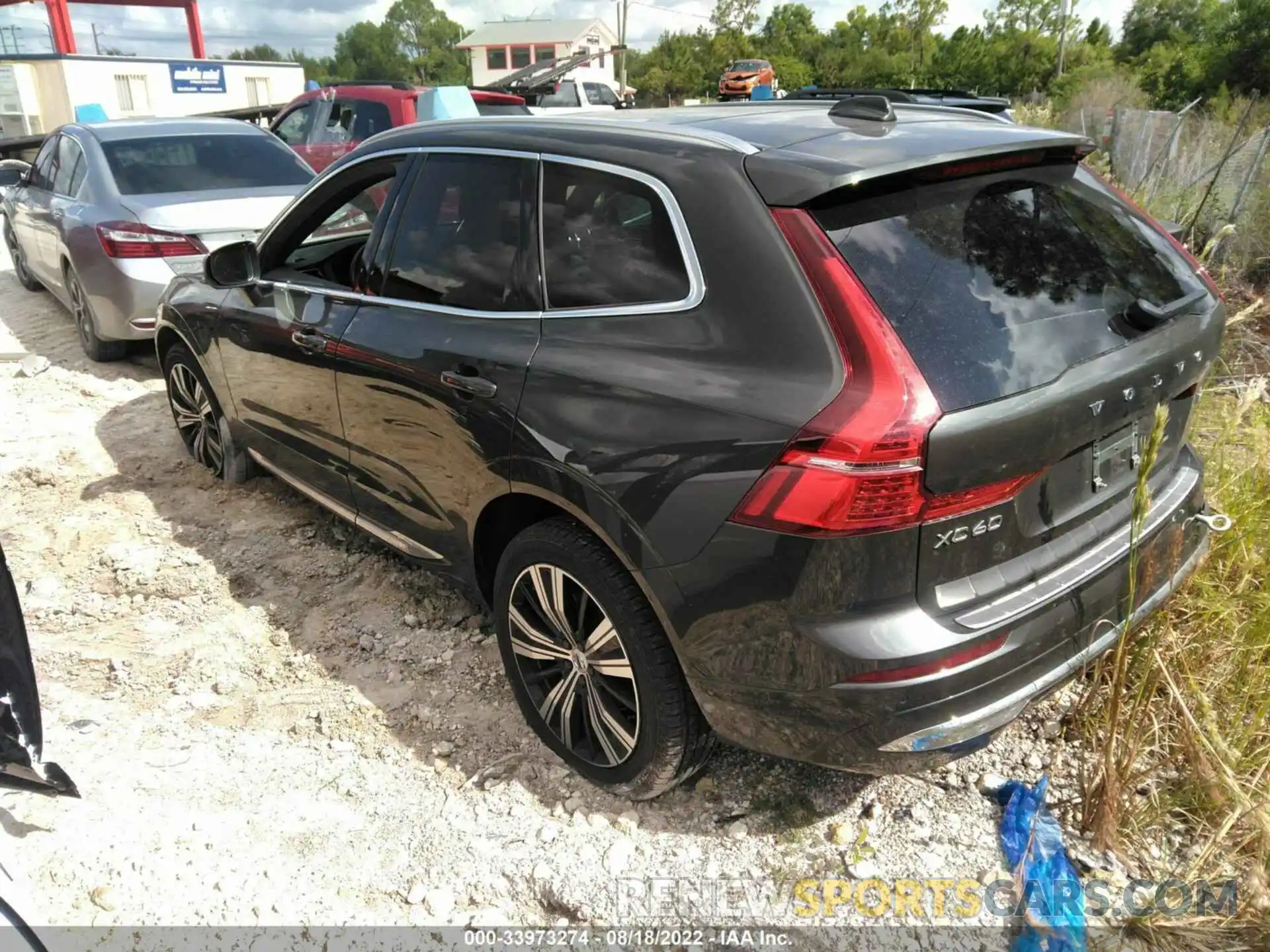 3 Photograph of a damaged car YV4L12DL2N1941278 VOLVO XC60 2022