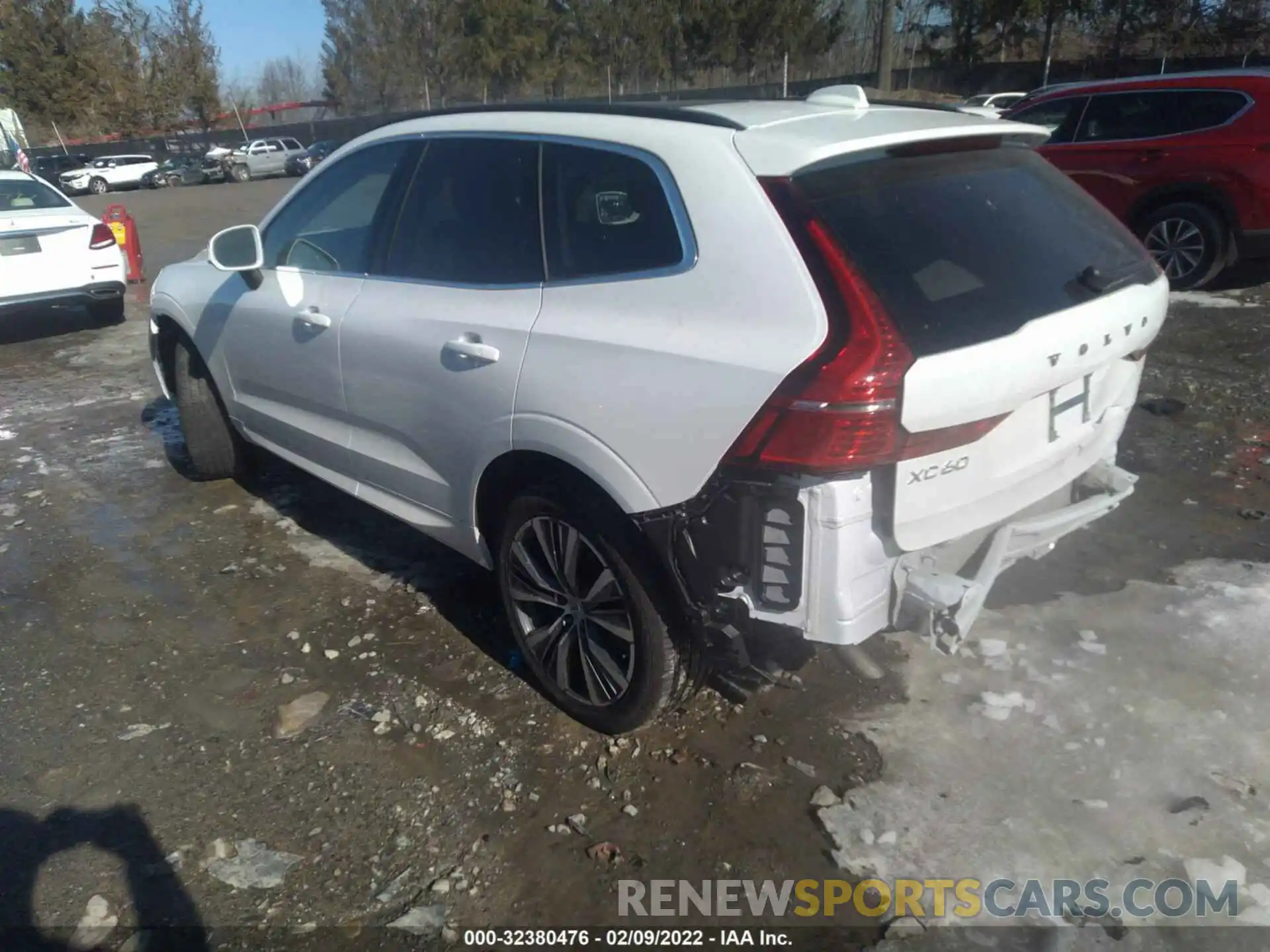 3 Photograph of a damaged car YV4L12RK4N1951696 VOLVO XC60 2022