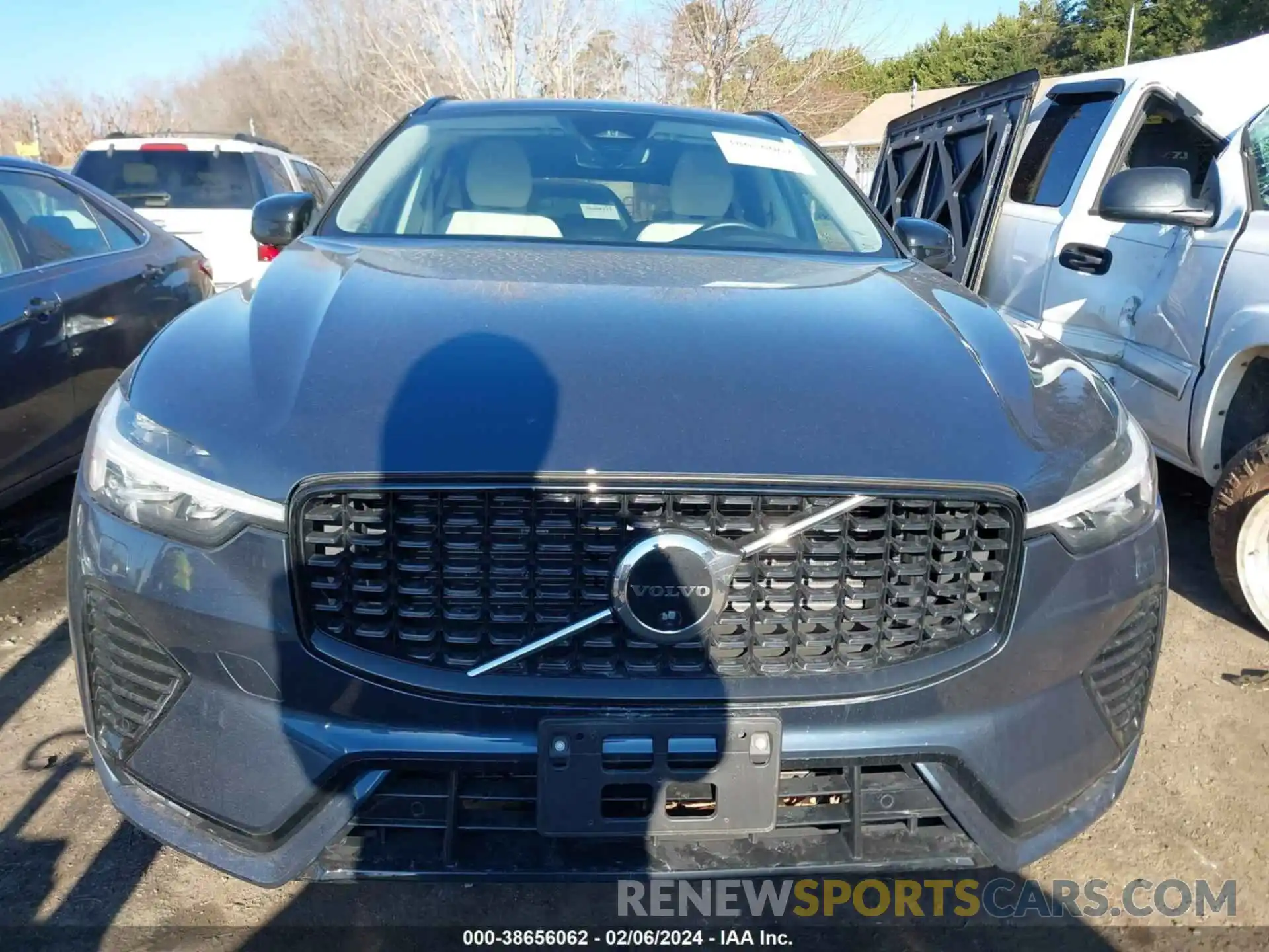 12 Photograph of a damaged car YV4L12RW7P1284614 VOLVO XC60 2023