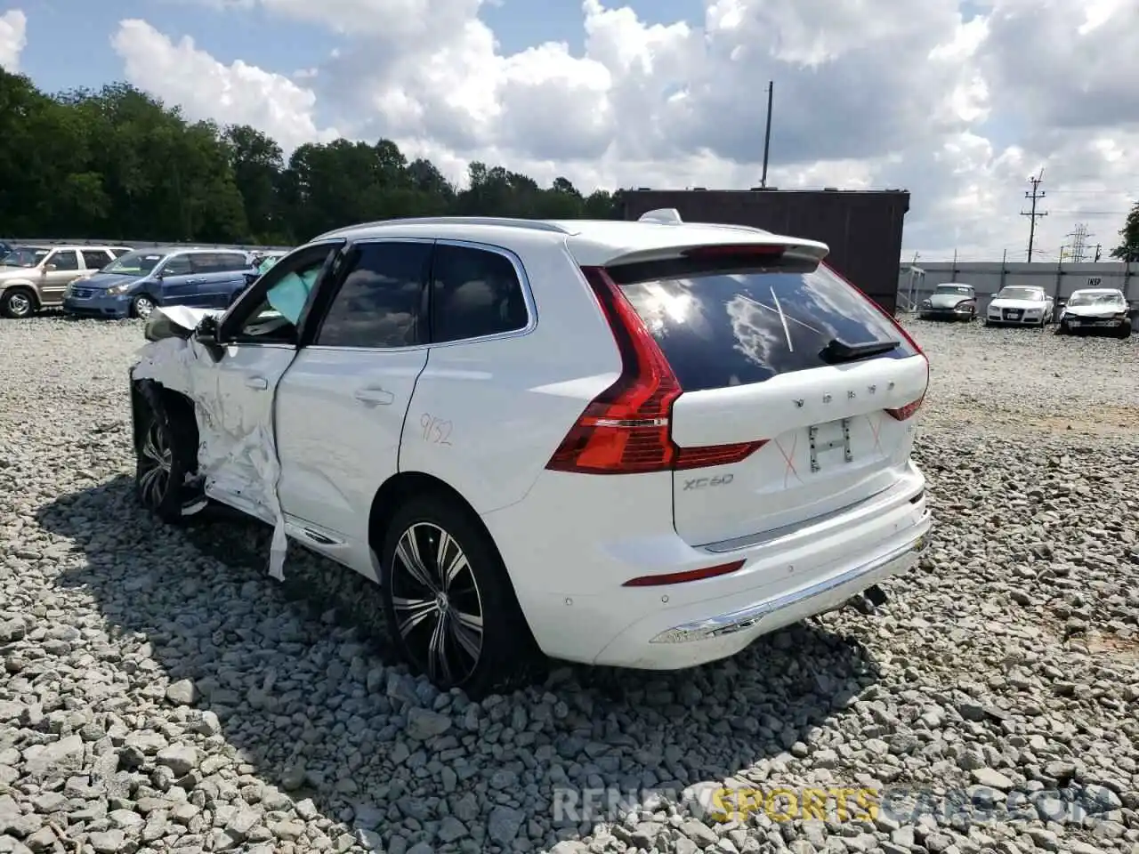 3 Photograph of a damaged car YV4L12DL2N1055140 VOLVO XC60 B5 IN 2022