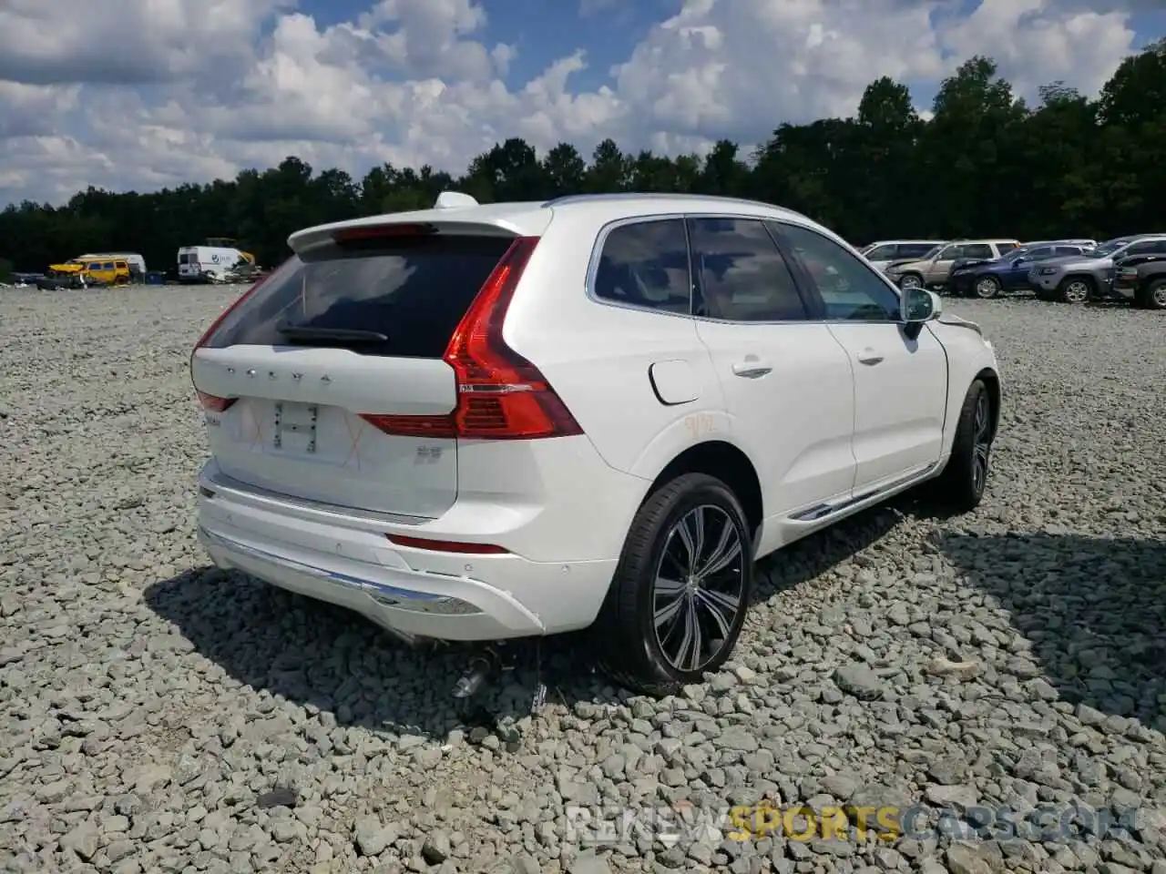 4 Photograph of a damaged car YV4L12DL2N1055140 VOLVO XC60 B5 IN 2022