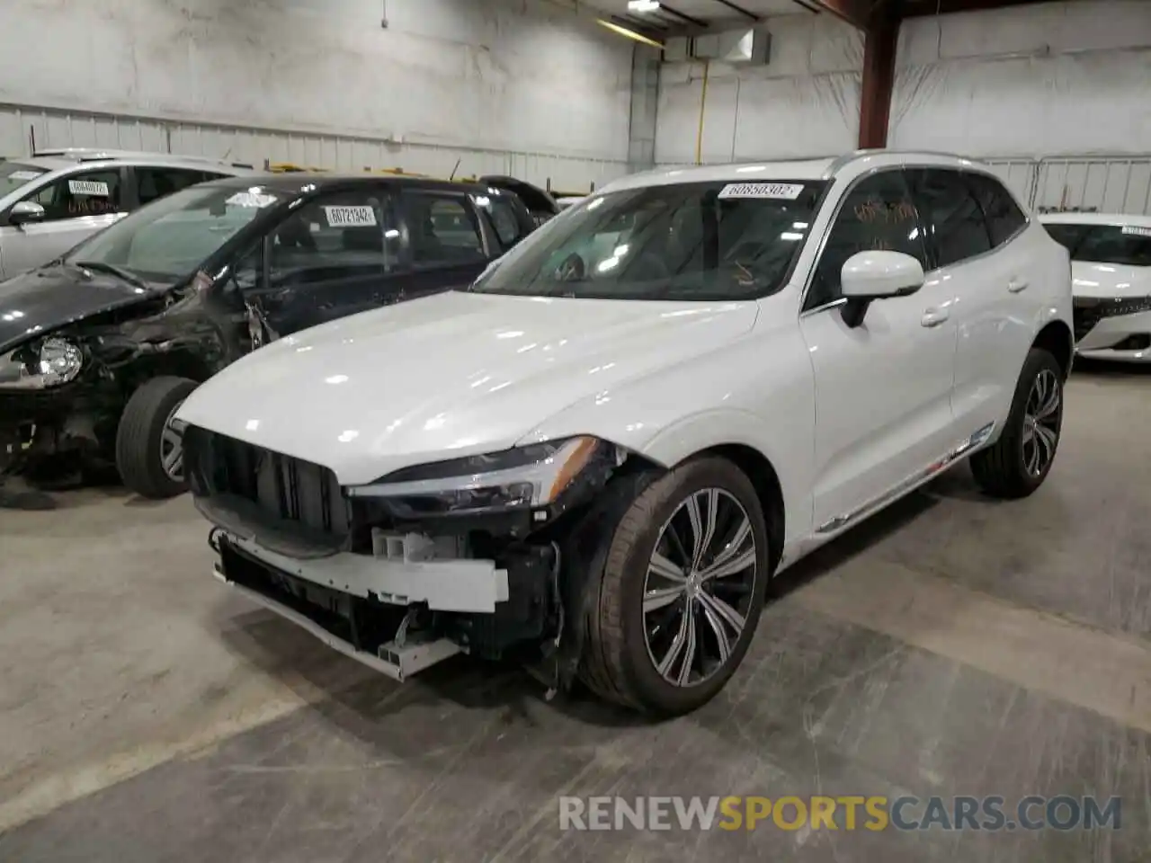 2 Photograph of a damaged car YV4L12RL3N1956459 VOLVO XC60 B5 IN 2022