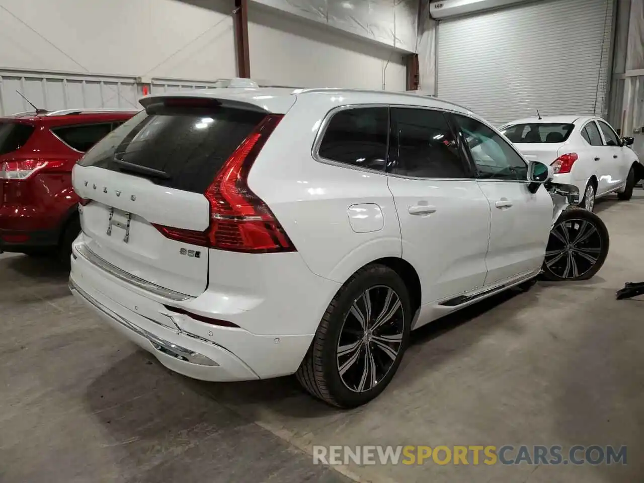 4 Photograph of a damaged car YV4L12RL3N1956459 VOLVO XC60 B5 IN 2022