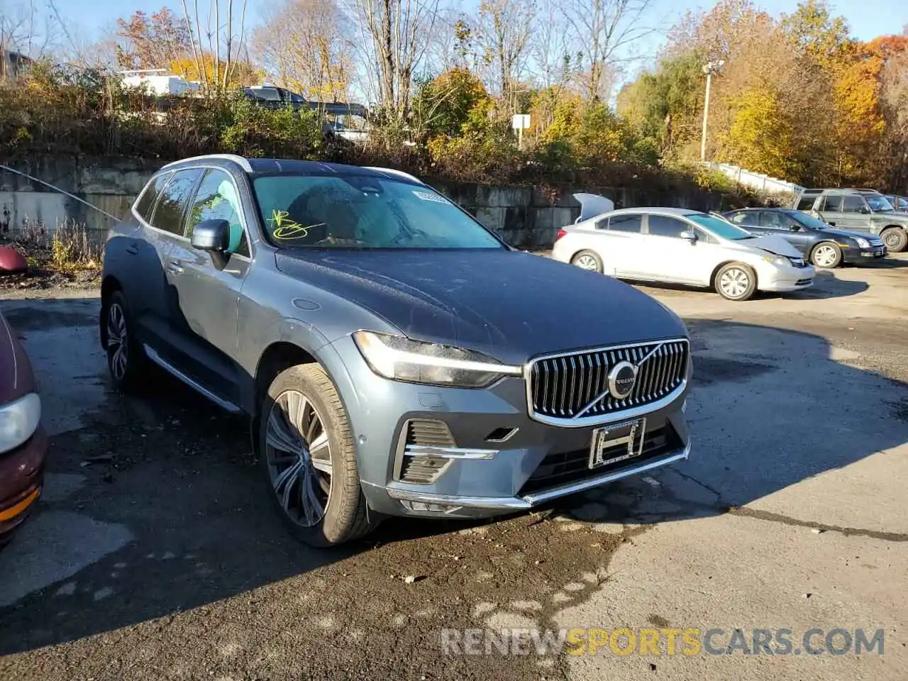 1 Photograph of a damaged car YV4L12RL7N1040223 VOLVO XC60 B5 IN 2022