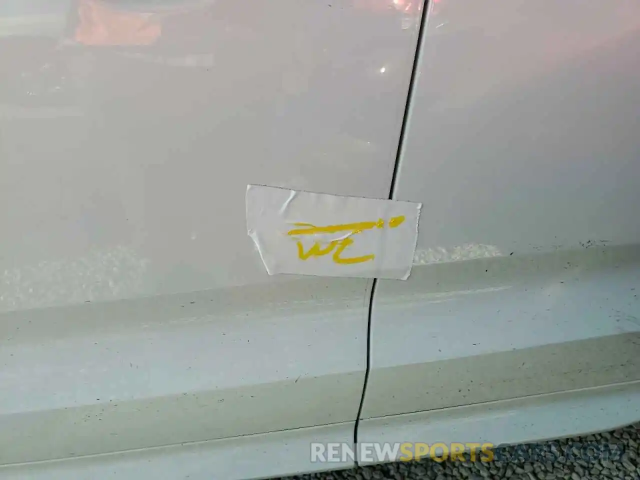 9 Photograph of a damaged car YV4L12DK0N1002721 VOLVO XC60 B5 MO 2022