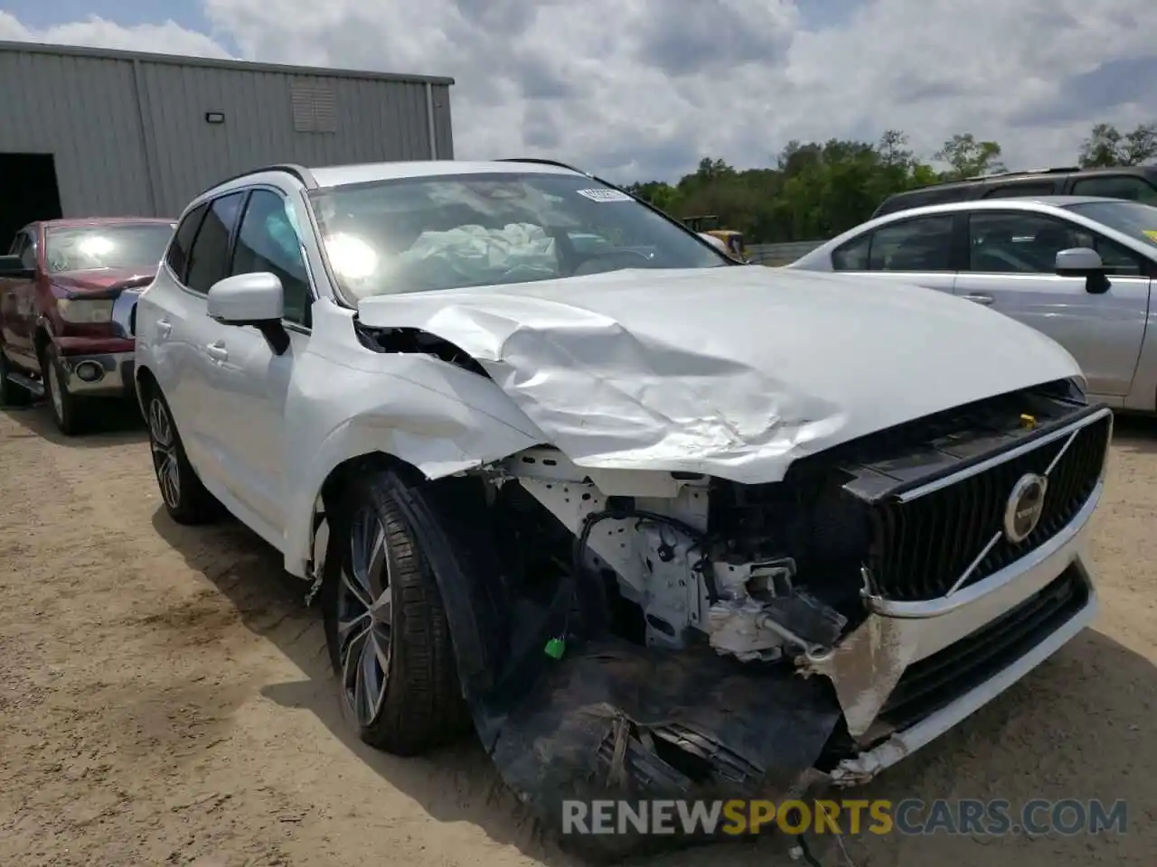 1 Photograph of a damaged car YV4L12DK4N1920942 VOLVO XC60 B5 MO 2022