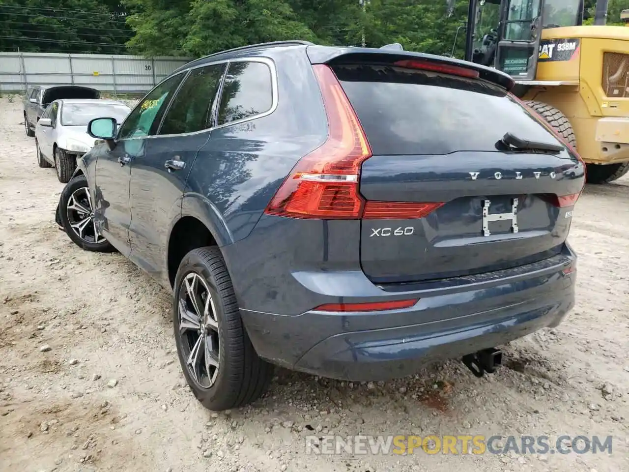 3 Photograph of a damaged car YV4L12RK1N1070468 VOLVO XC60 B5 MO 2022