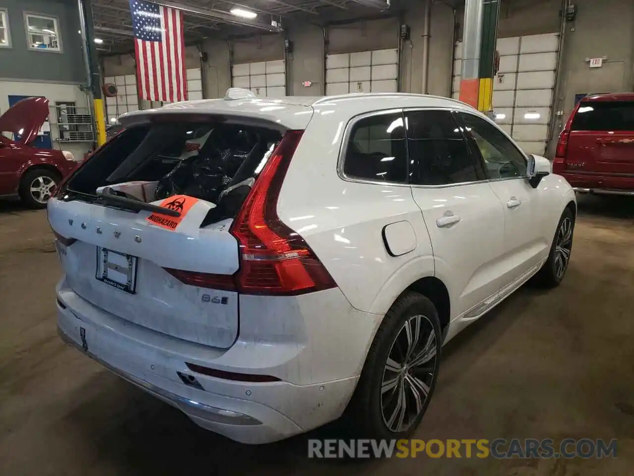 4 Photograph of a damaged car YV4062RL0N1950896 VOLVO XC60 B6 IN 2022