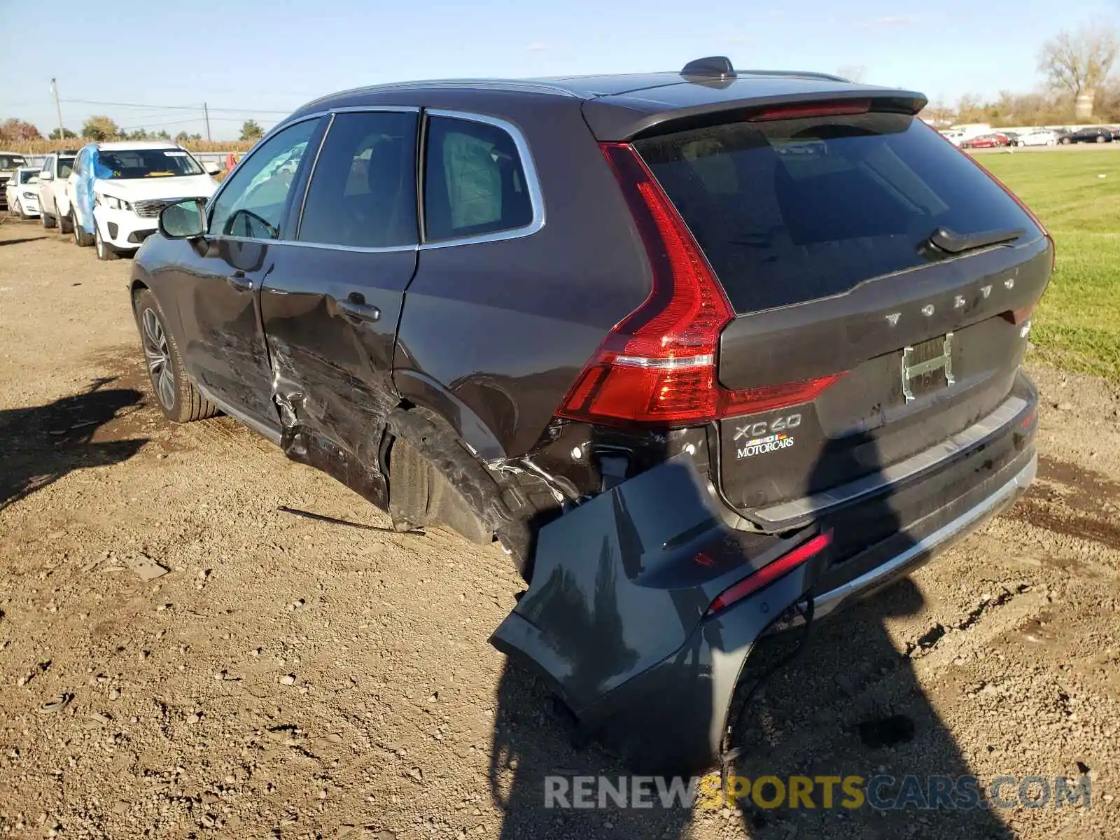 3 Photograph of a damaged car YV4062RL5N1906117 VOLVO XC60 B6 IN 2022