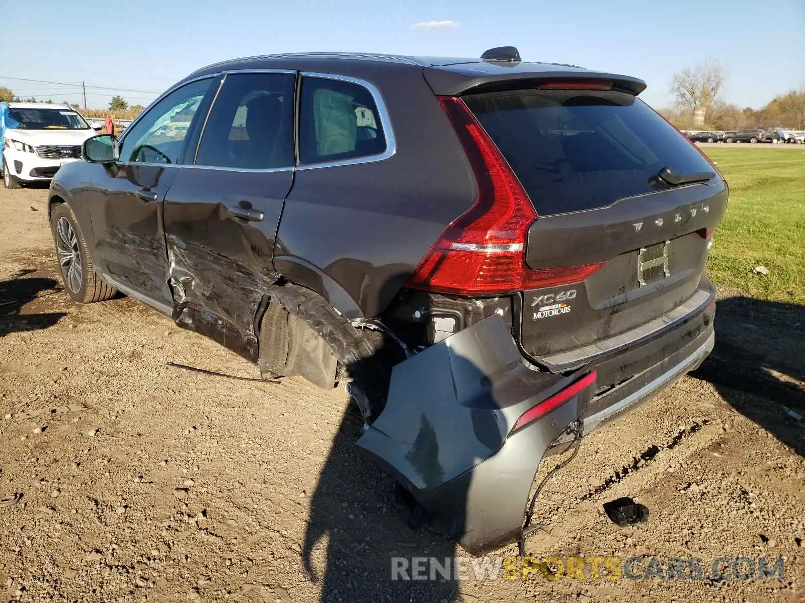 9 Photograph of a damaged car YV4062RL5N1906117 VOLVO XC60 B6 IN 2022