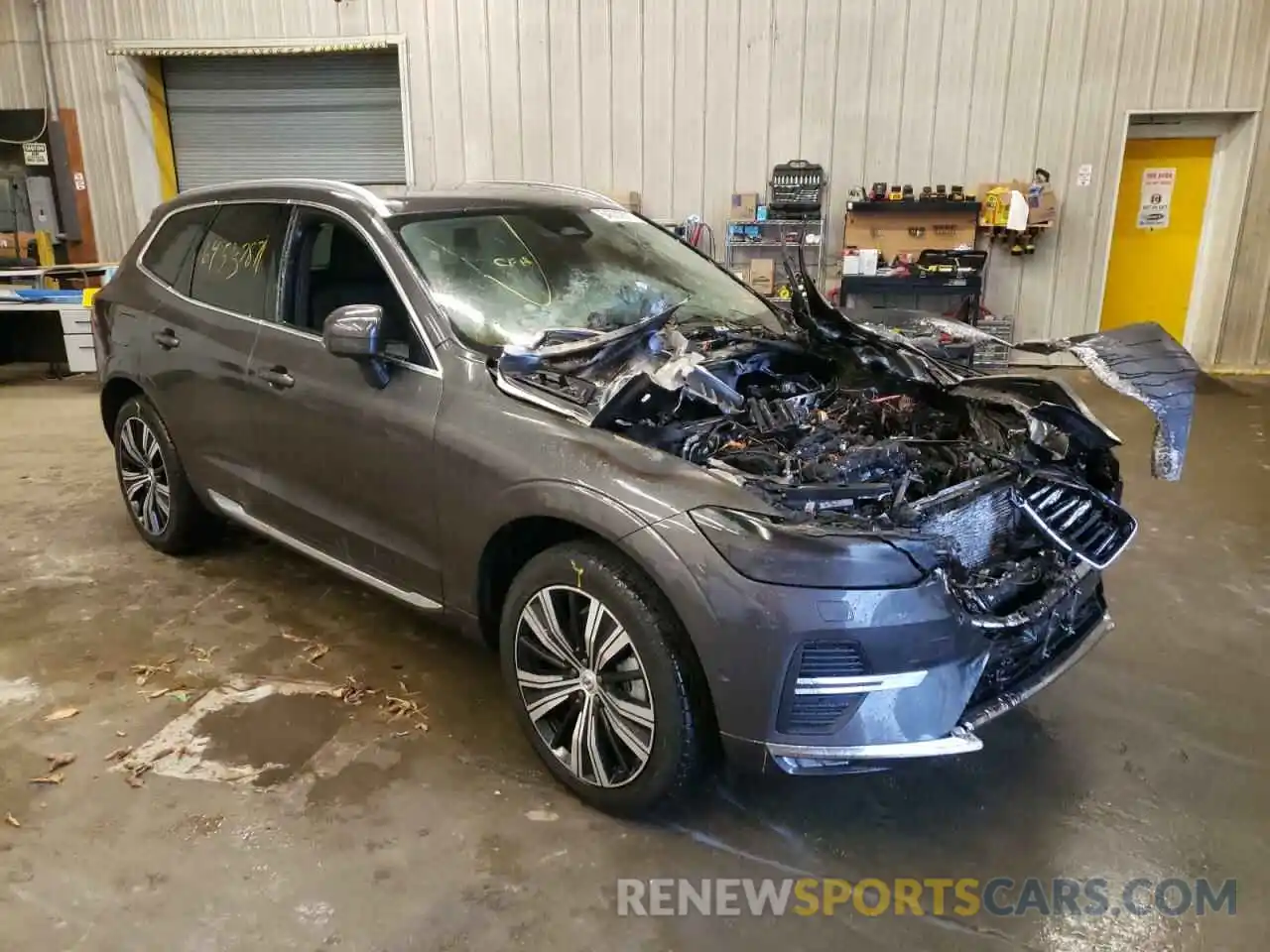 1 Photograph of a damaged car YV4062RLXN1941686 VOLVO XC60 B6 IN 2022