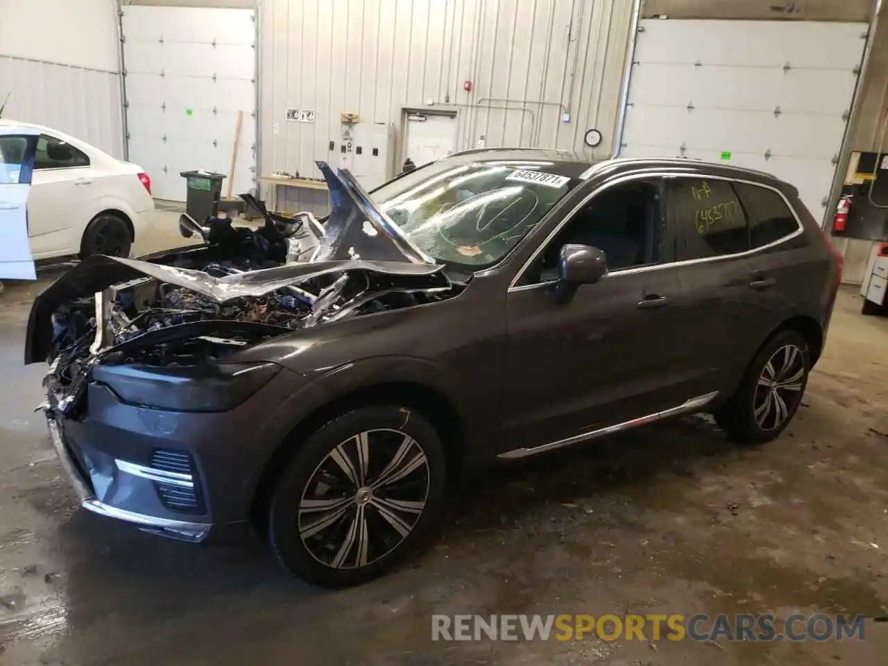 2 Photograph of a damaged car YV4062RLXN1941686 VOLVO XC60 B6 IN 2022