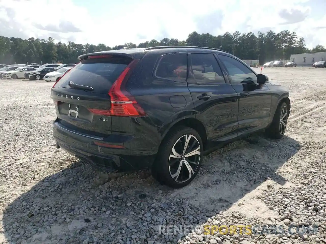 4 Photograph of a damaged car YV4062RM1N1964413 VOLVO XC60 B6 R- 2022