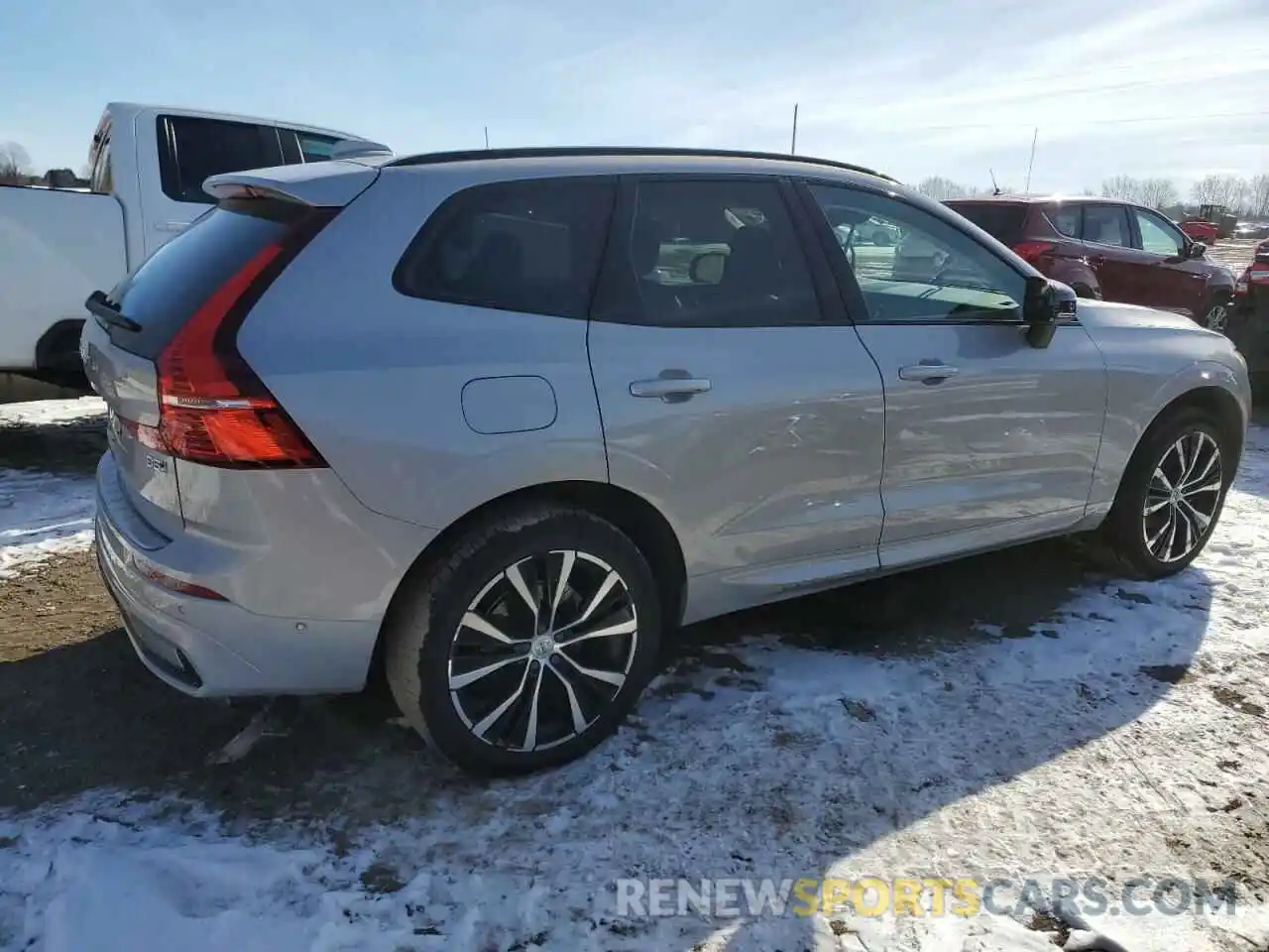 3 Photograph of a damaged car YV4L12RW6P1197285 VOLVO XC60 PLUS 2023