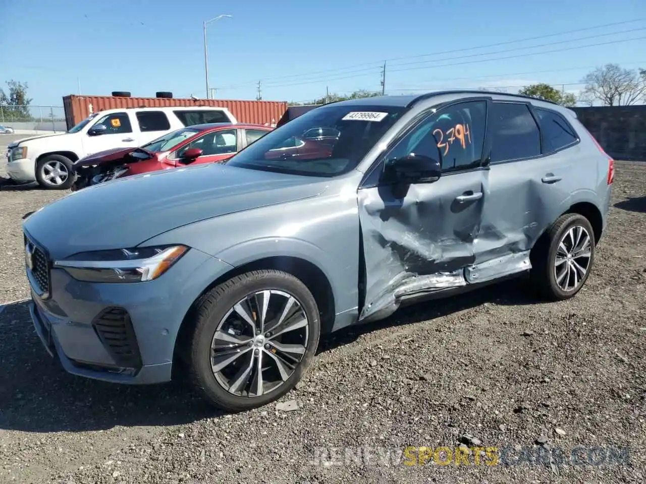 1 Photograph of a damaged car YV4L12RL6R1762577 VOLVO XC60 PLUS 2024