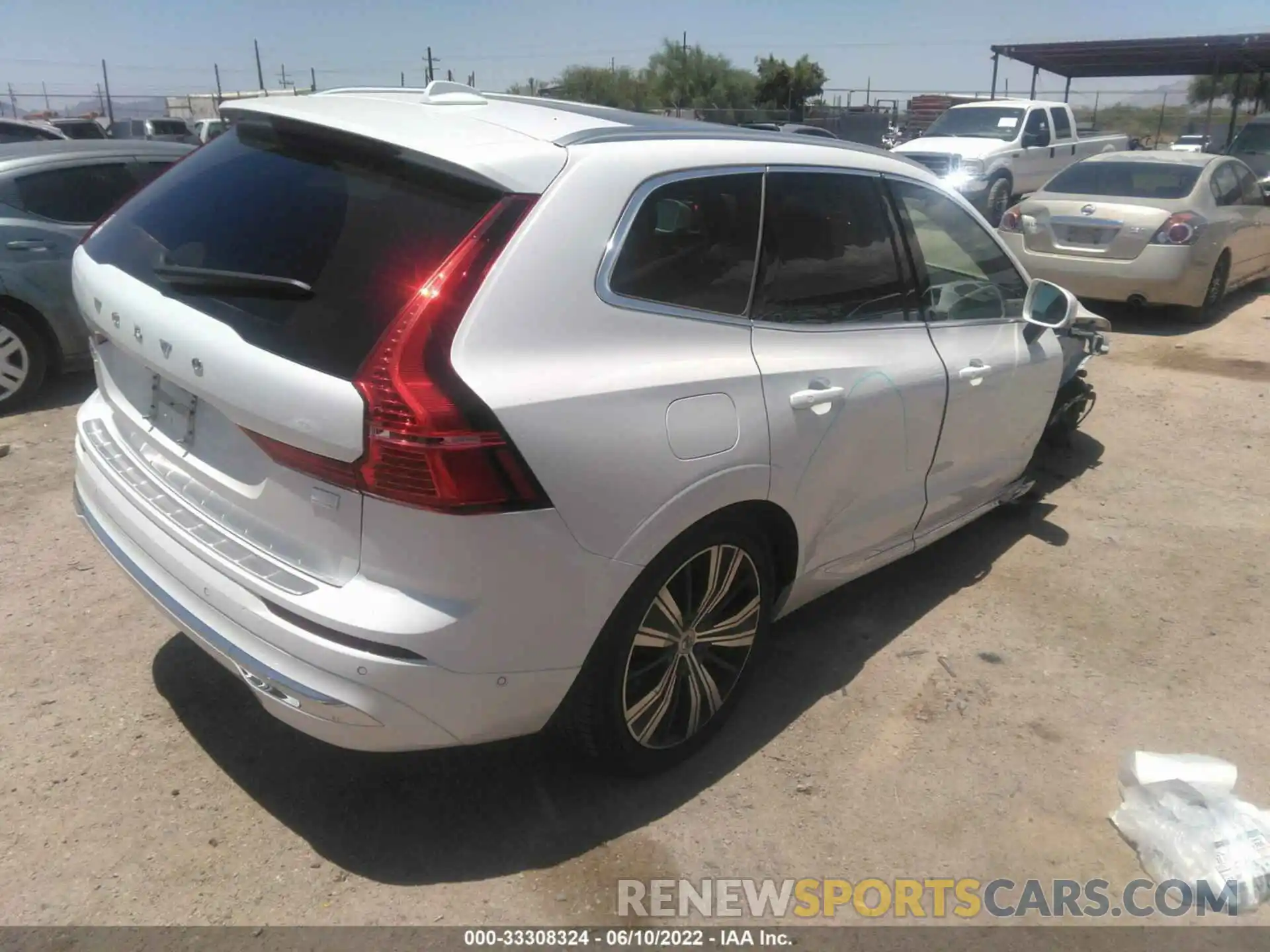 4 Photograph of a damaged car YV4BR0DL8N1977341 VOLVO XC60 RECHARGE 2022