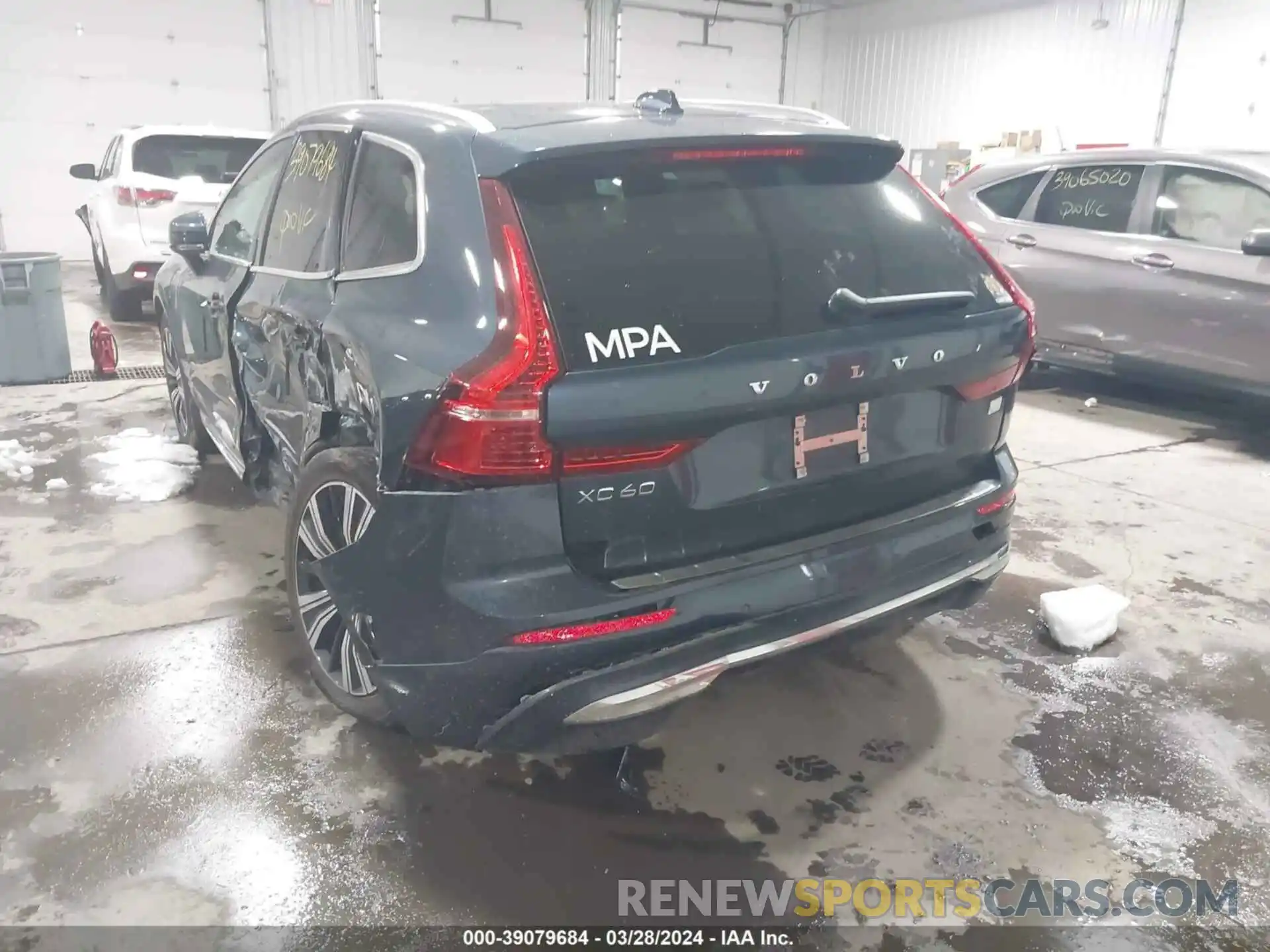 6 Photograph of a damaged car YV4BR0DL6N1986877 VOLVO XC60 RECHARGE PLUG-IN HYBRID 2022