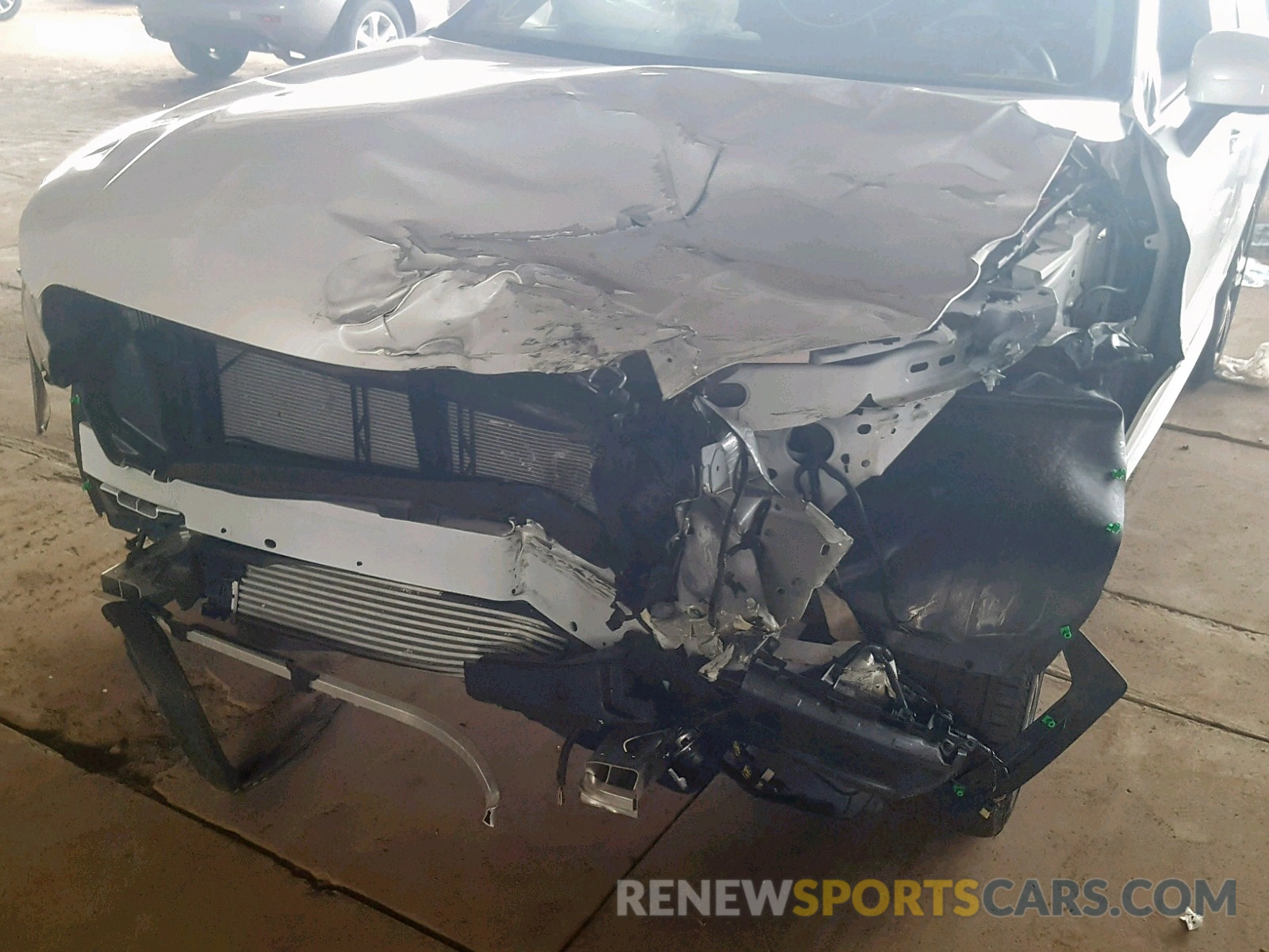 9 Фотография поврежденного автомобиля LYV102RK3KB186868 VOLVO XC60 T5 2019