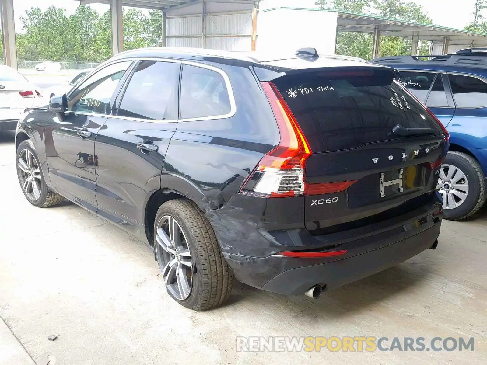 3 Photograph of a damaged car LYV102RK4KB184546 VOLVO XC60 T5 2019